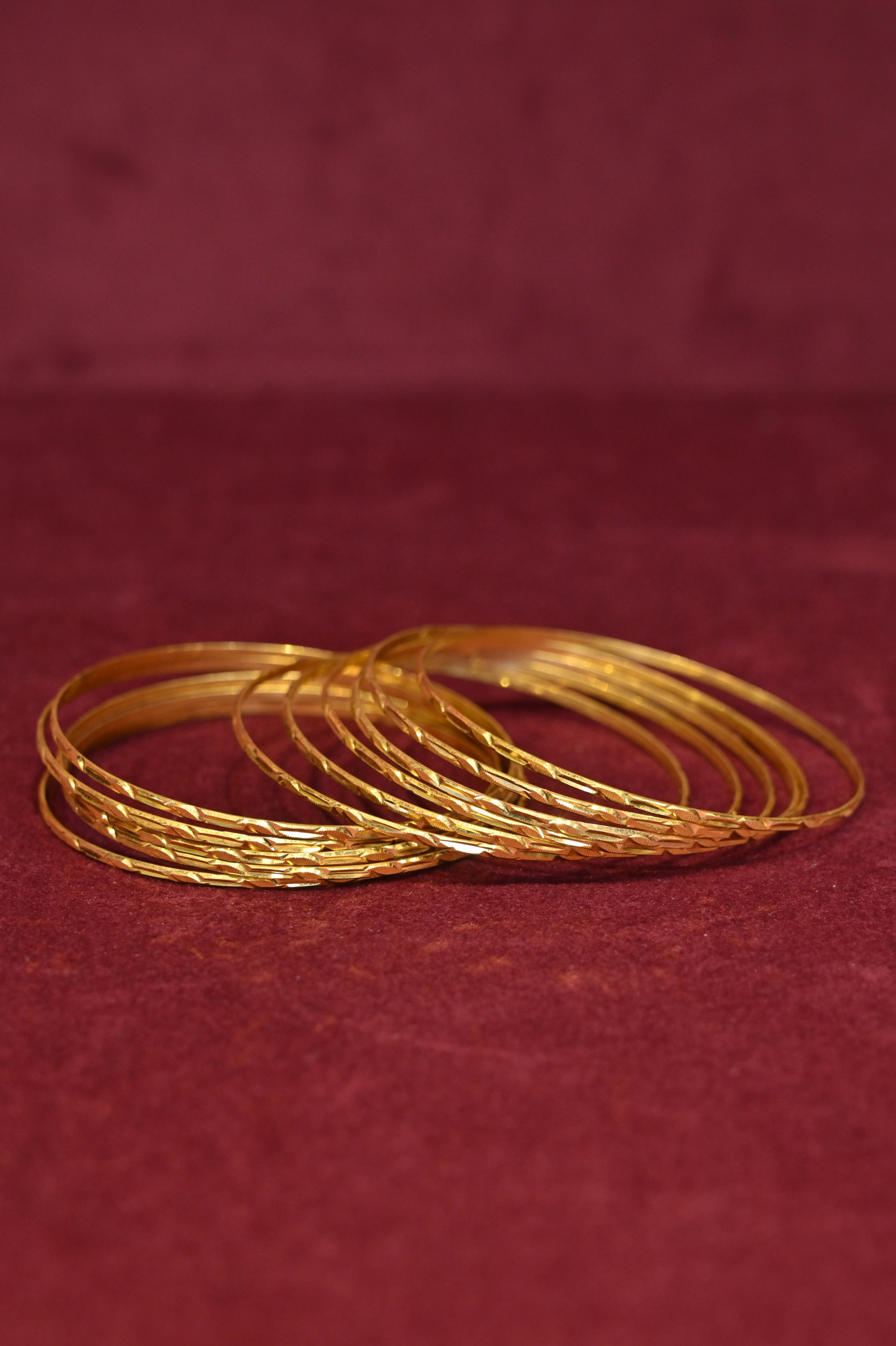 Faceted Texture Gold Bangle Set