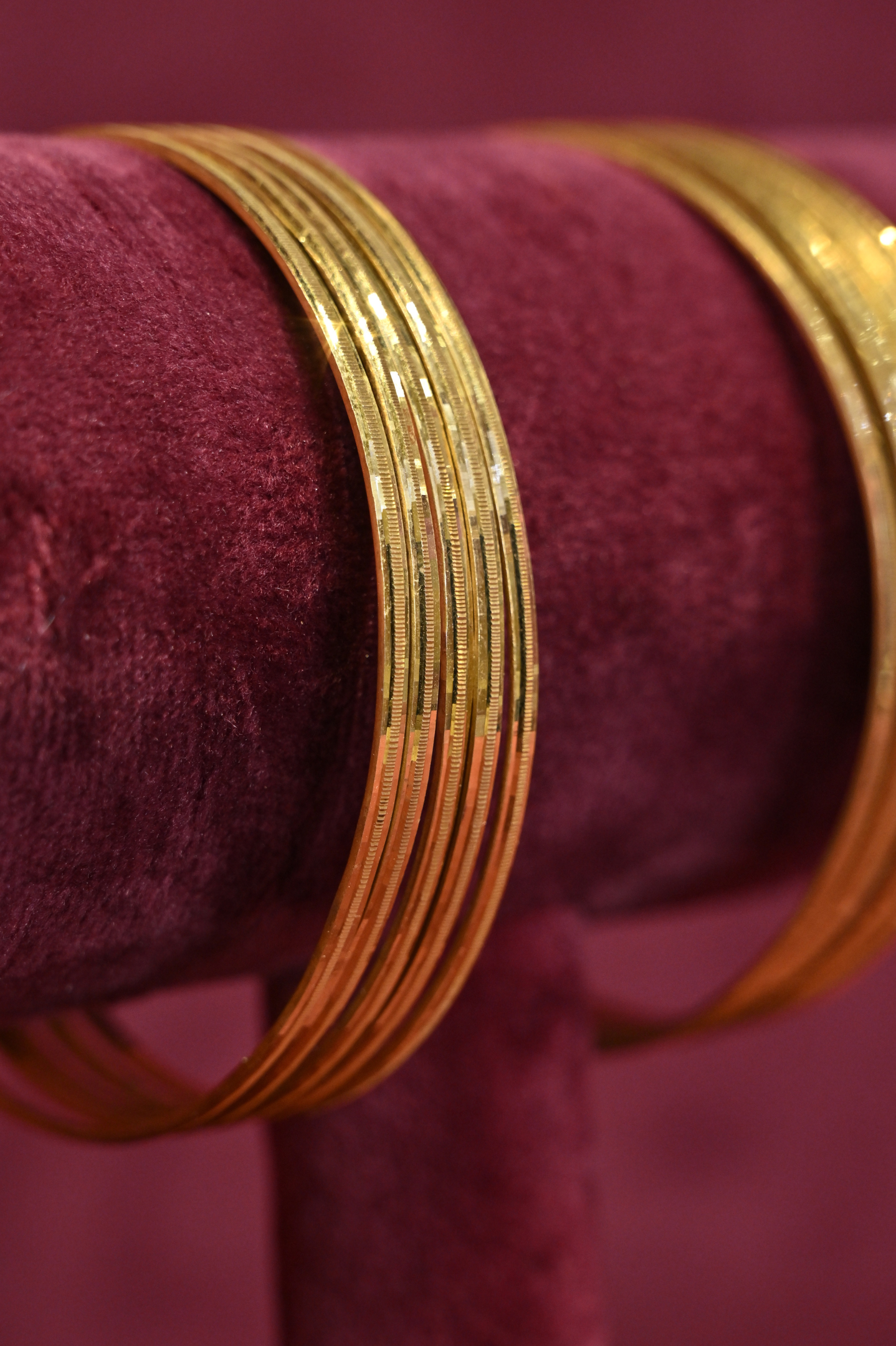Elegant Textured Gold Bangle Set