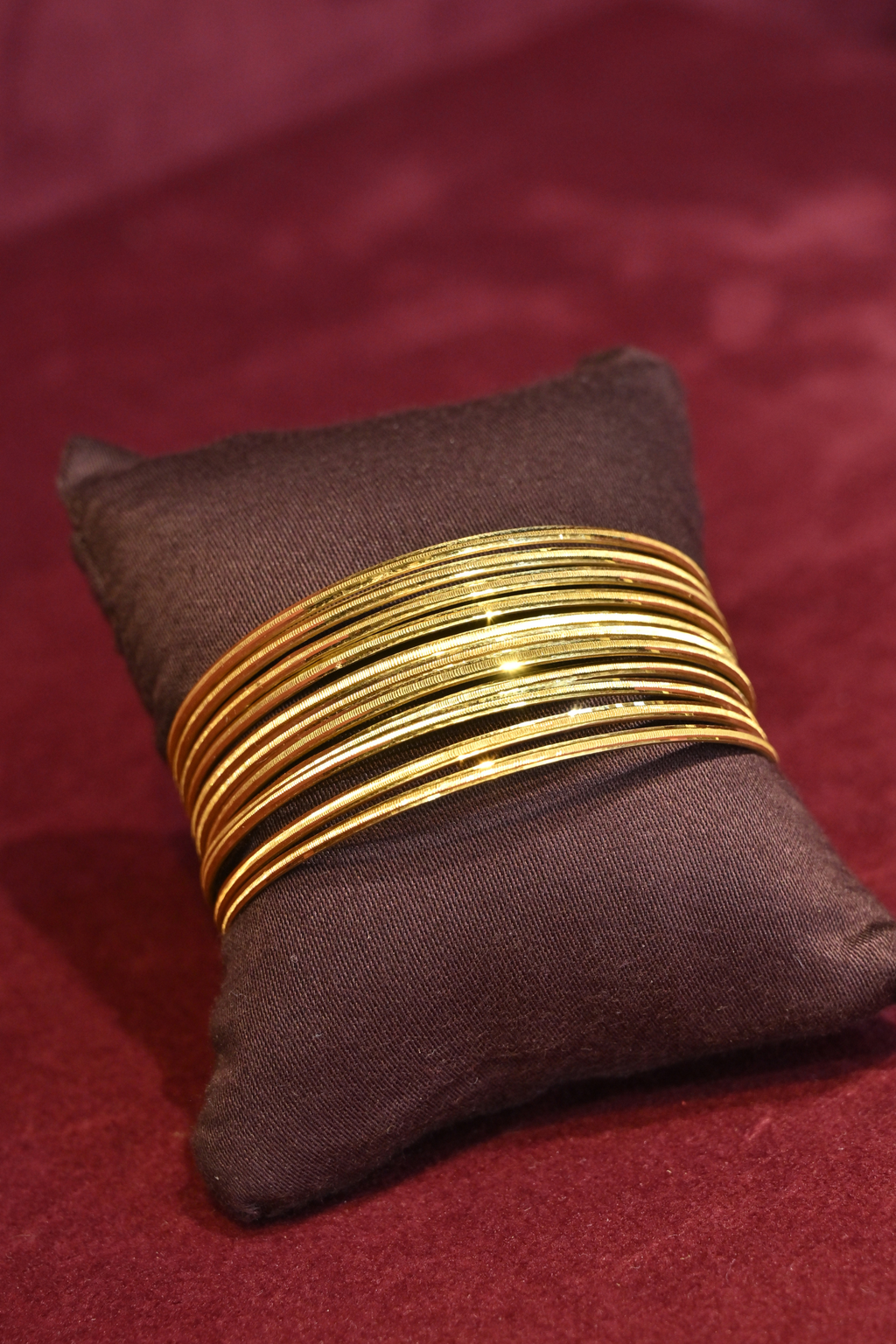 Elegant Textured Gold Bangle Set