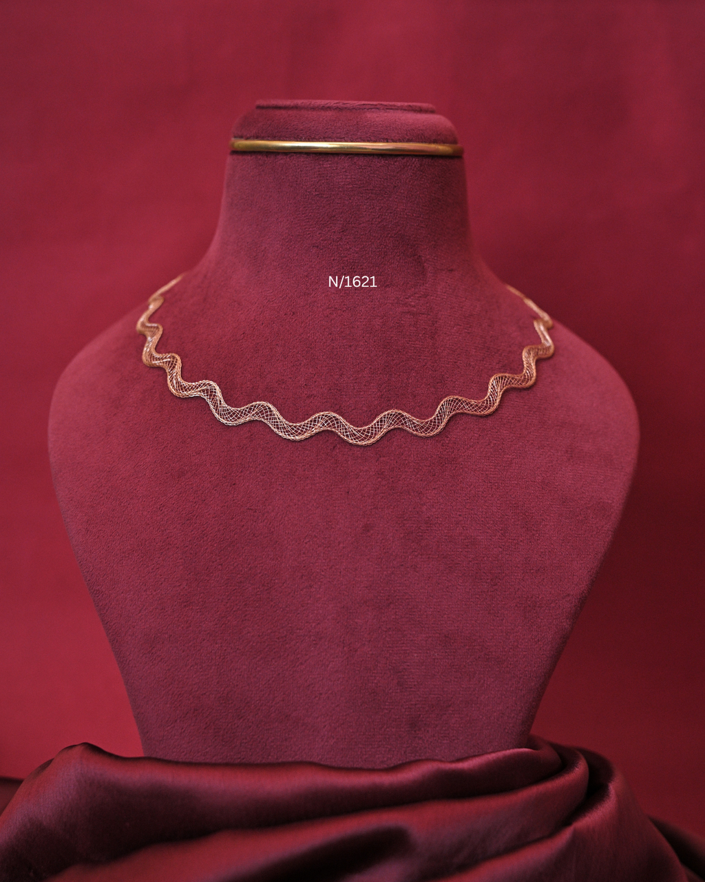 Delicate Wavy Openwork Mesh Ribbon Choker Chain | SKU: N/1621