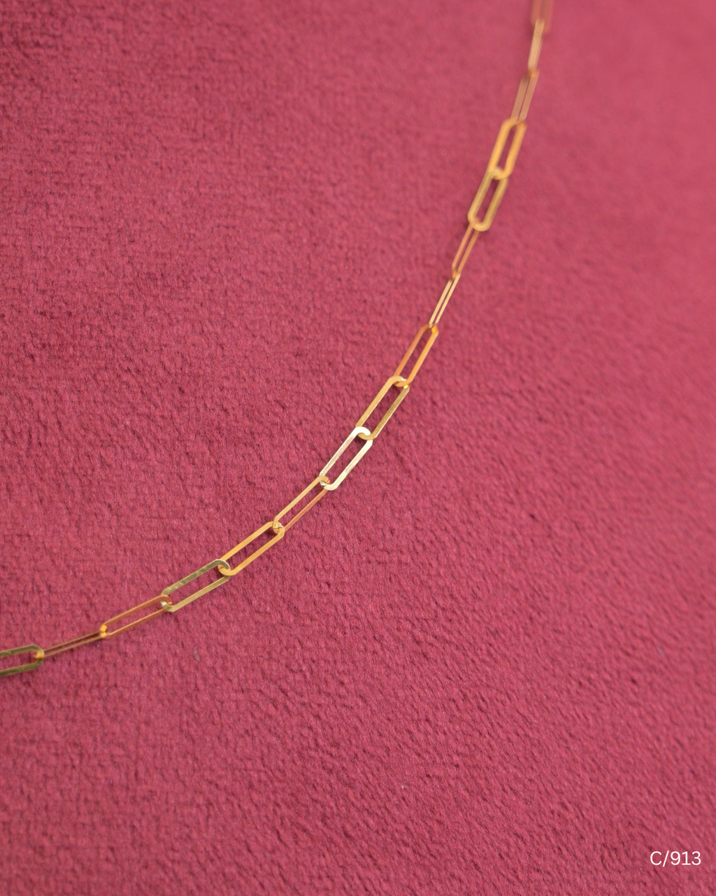 Ultra Lightweight Gold Paperclip Chain Necklace | SKU: C/913