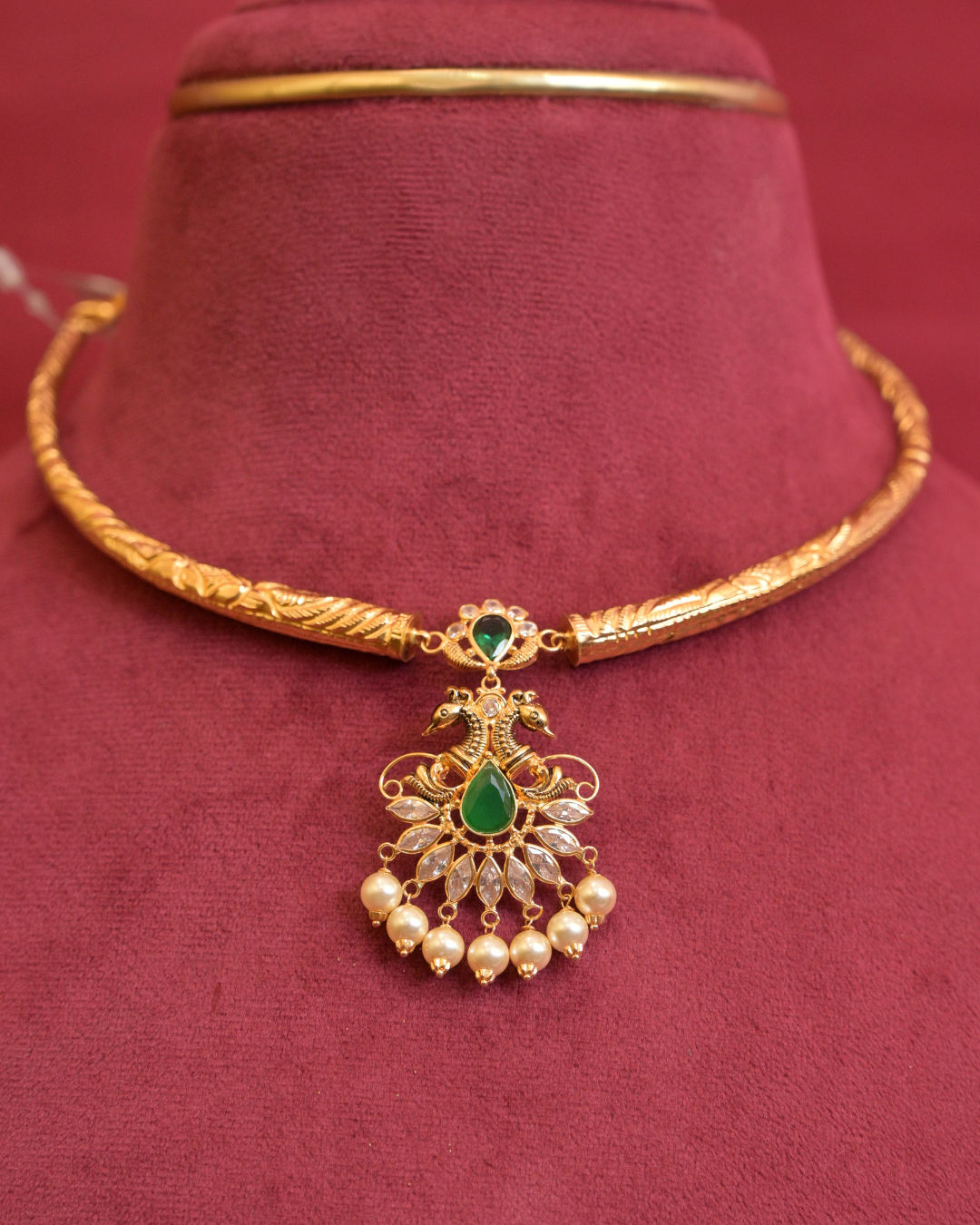 22kt Gold Twin Peacock Emerald & Marquise CZ Pendant Tubular Hasli with Pearl Drops