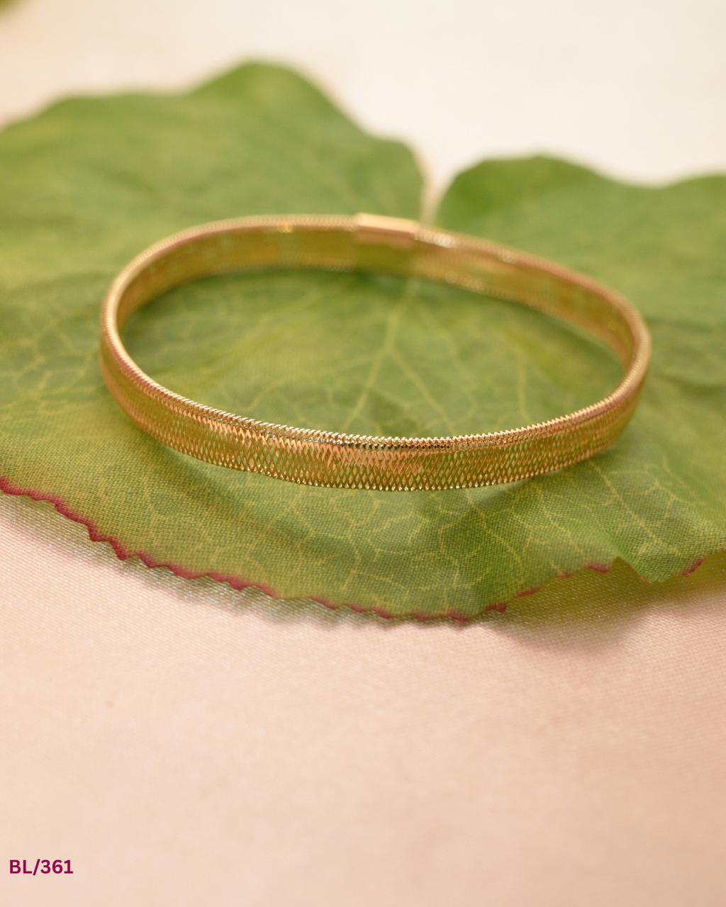 Yellow Gold Flexible Mesh Link Bracelet | SKU: BL/361