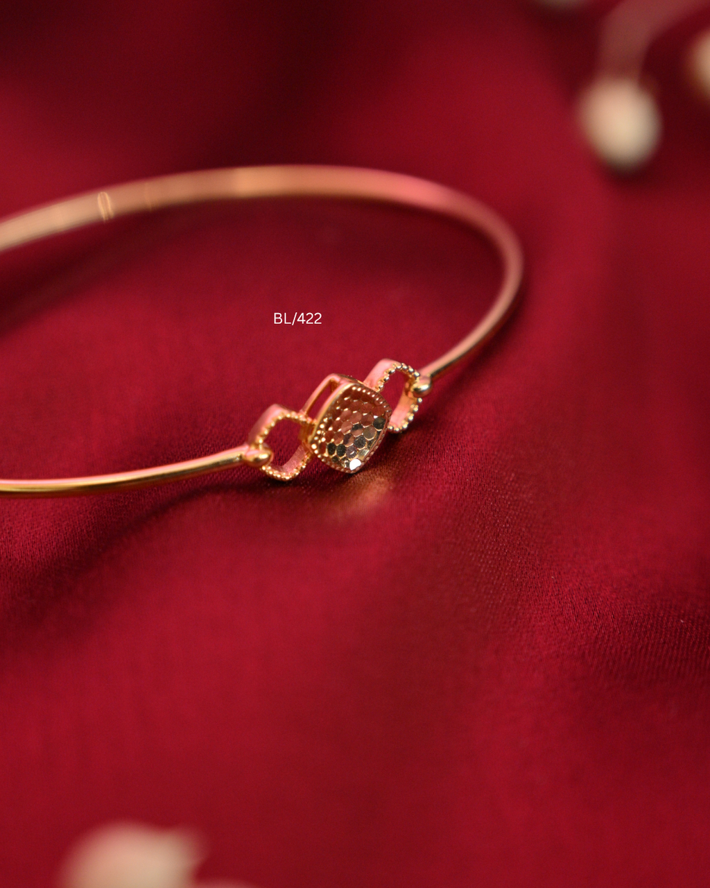 Diamond-Cut Rhombus Geometric Station Bangle | SKU: BL/422