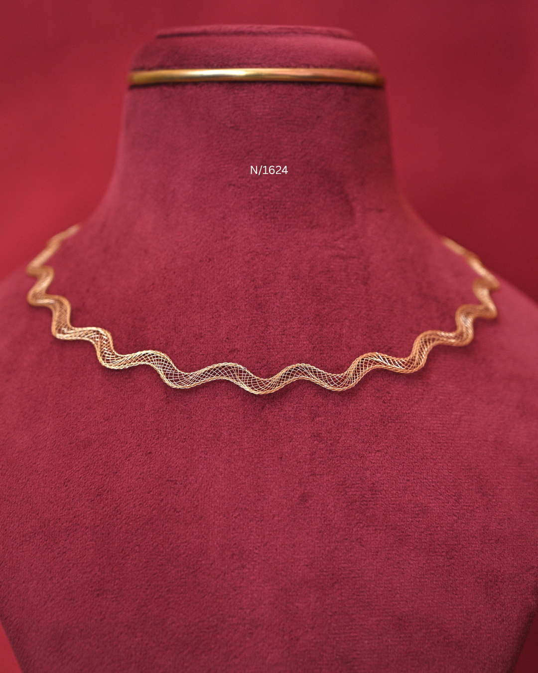 Delicate Wavy Mesh Ribbon Choker Chain | SKU: N/1624