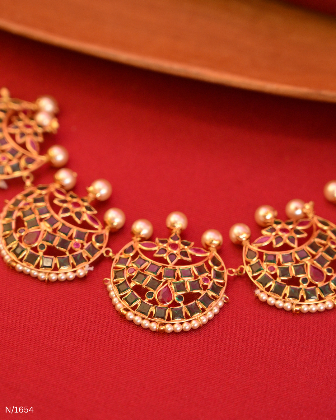 Antique Gold Temple Chandbali & Gemstone Featherlight Choker | SKU: N/1654