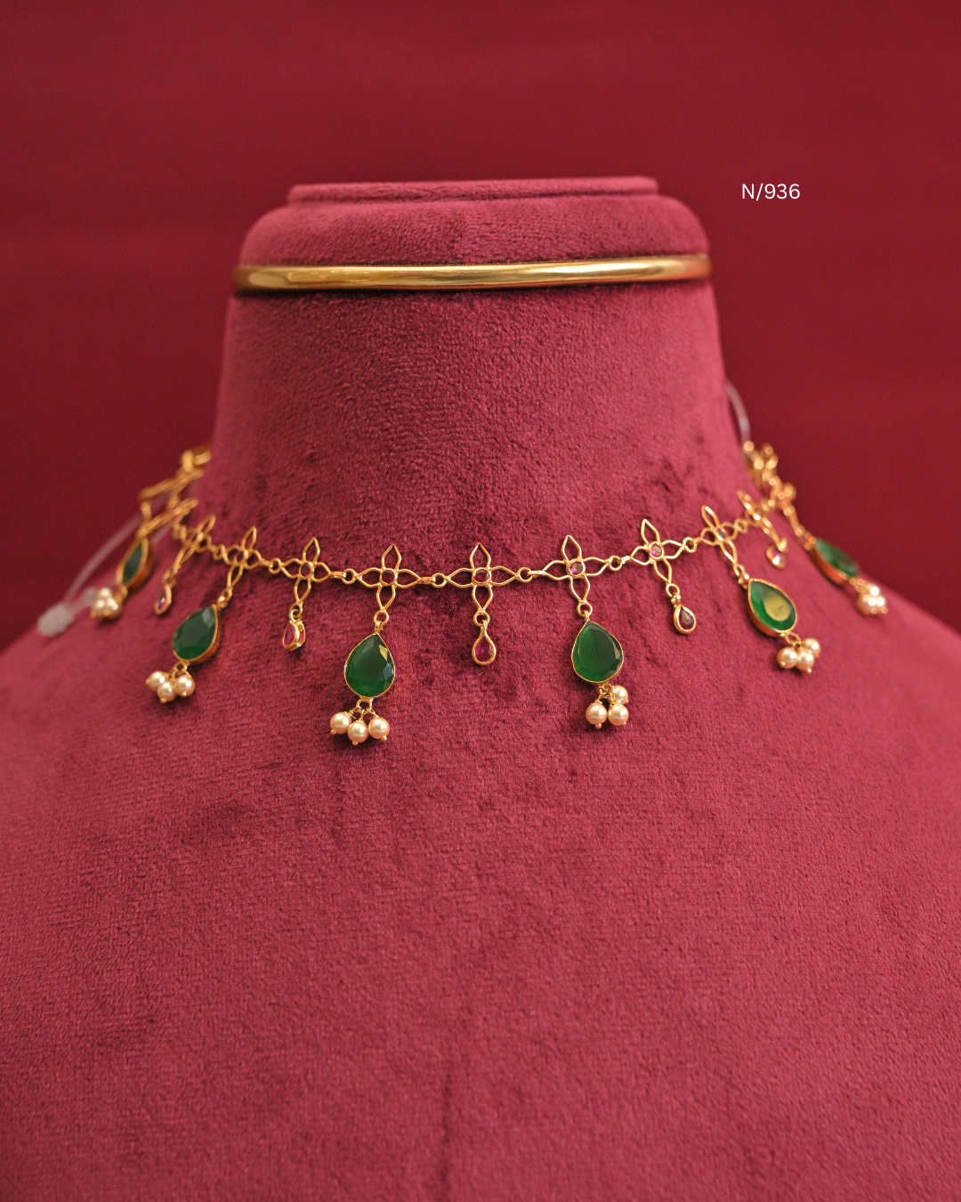 Floral Wire Lattice Necklace with Teardrop Emerald & Pearl Drops |SKU: N/936