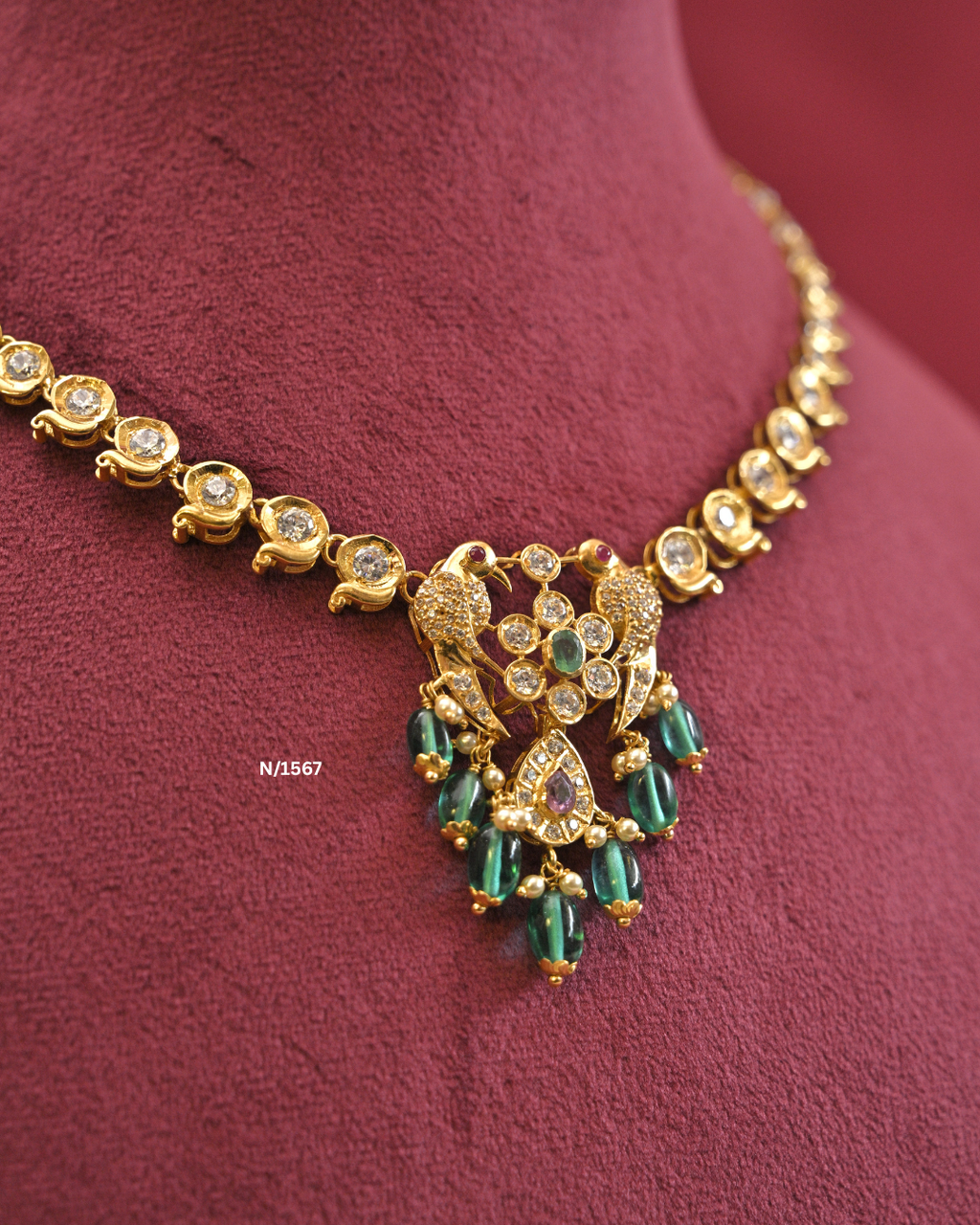 22kt Gold Paisley & Peacock Emerald Gemstone Necklace | 15.490g | SKU: N/1567
