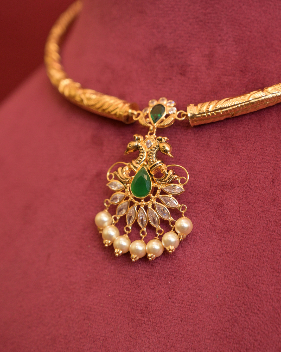 22kt Gold Twin Peacock Emerald & Marquise CZ Pendant Tubular Hasli with Pearl Drops