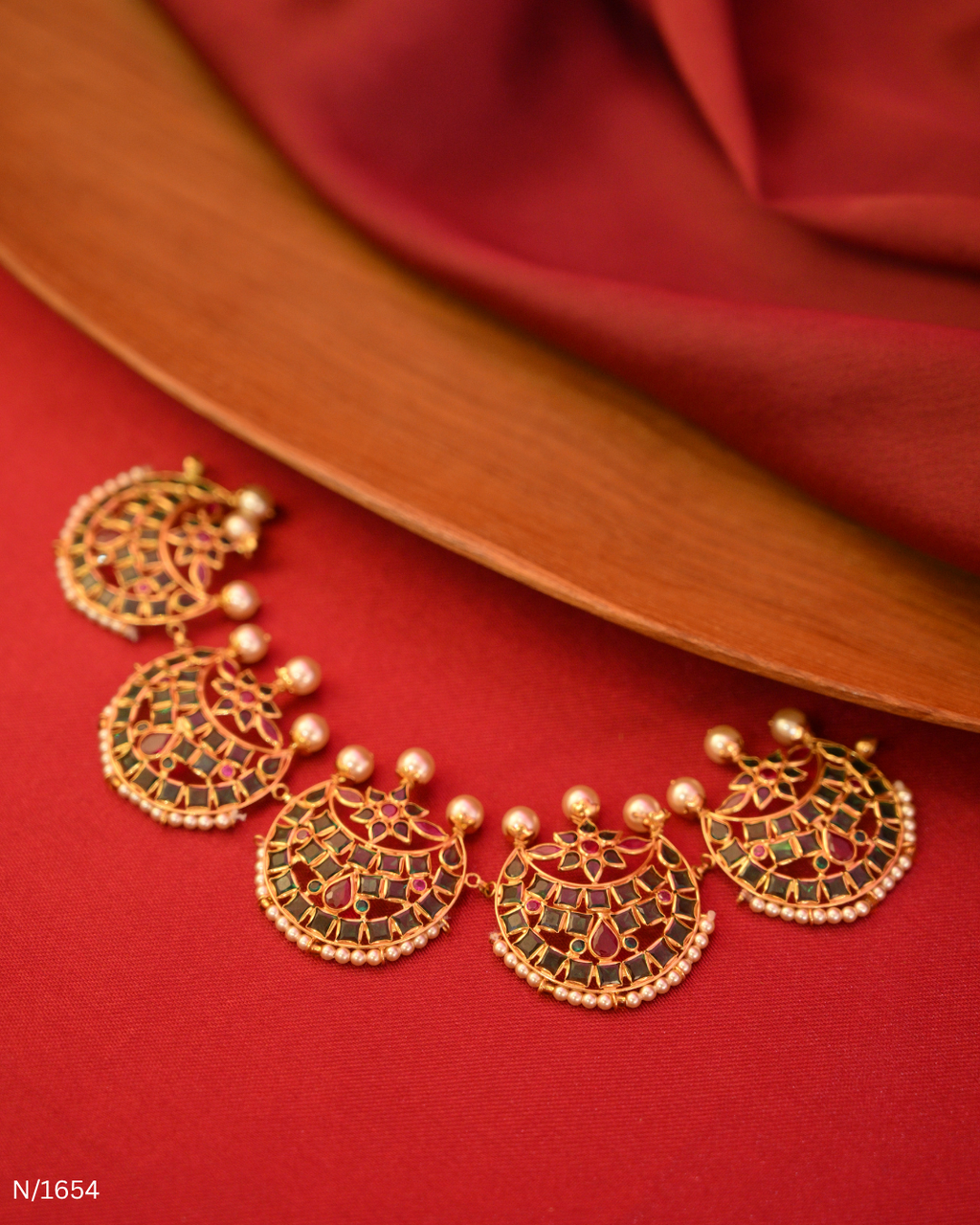 Antique Gold Temple Chandbali & Gemstone Featherlight Choker | SKU: N/1654