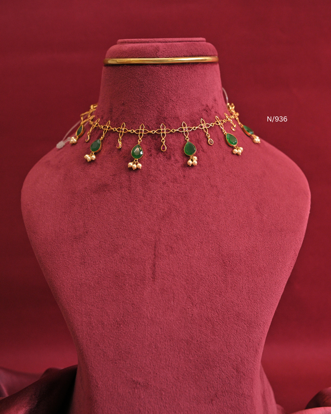 Floral Wire Lattice Necklace with Teardrop Emerald & Pearl Drops |SKU: N/936