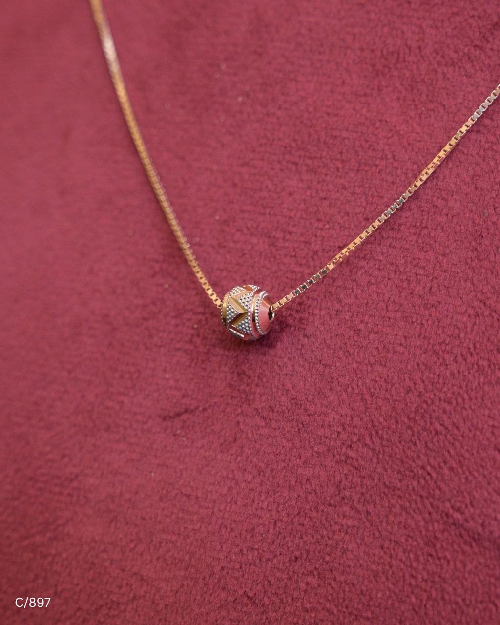 Box Chain Necklace with Textured Center Bead Pendant | SKU: C/897