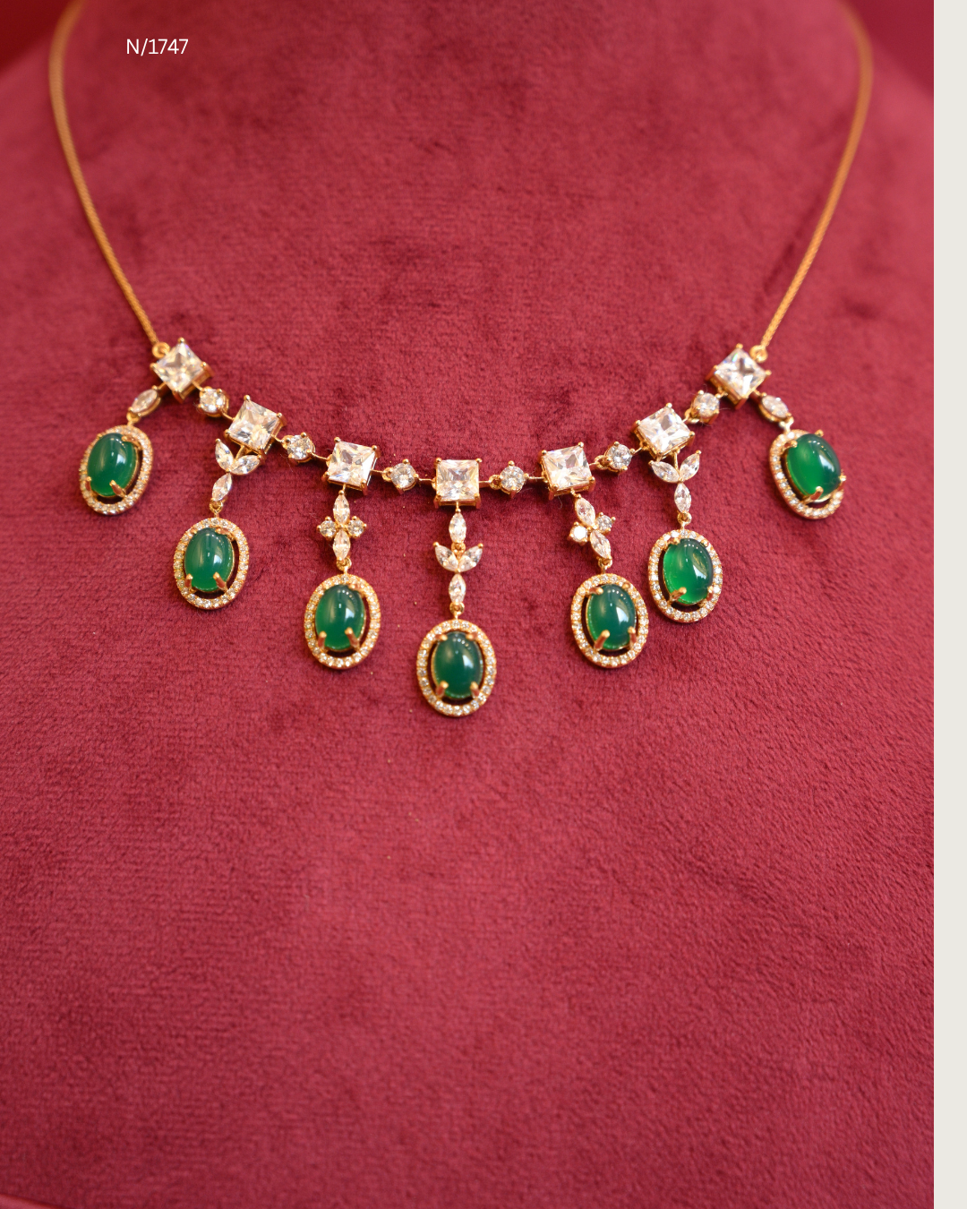 Graduated Oval Emerald Cabochon & CZ Polki Halo Fringe Necklace | SKU: N/1747
