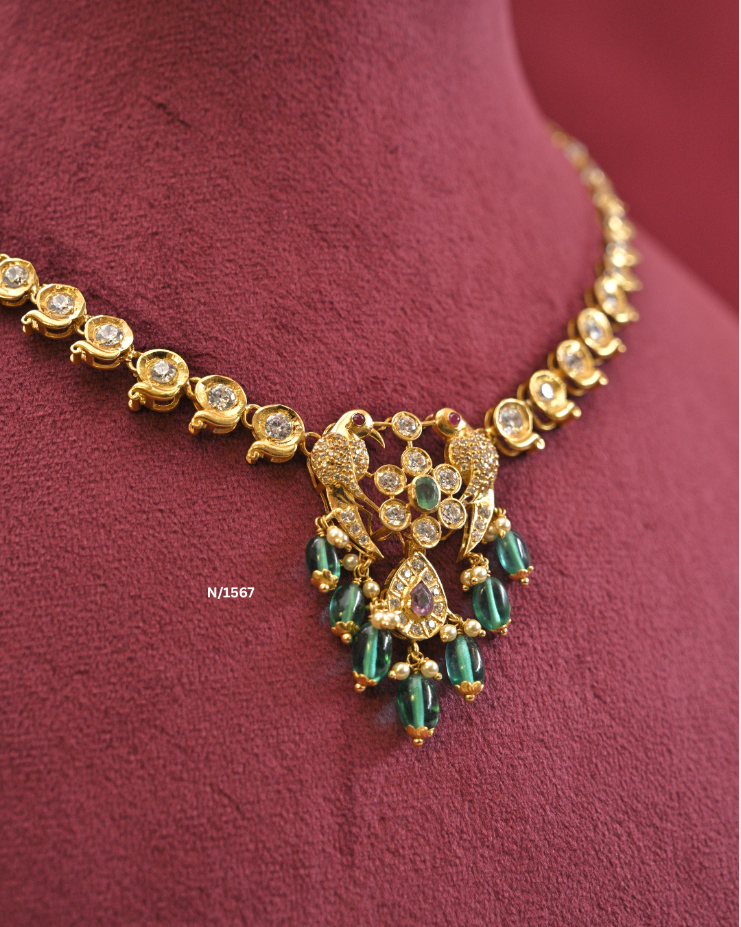 22kt Gold Paisley & Peacock Emerald Gemstone Necklace | 15.490g | SKU: N/1567