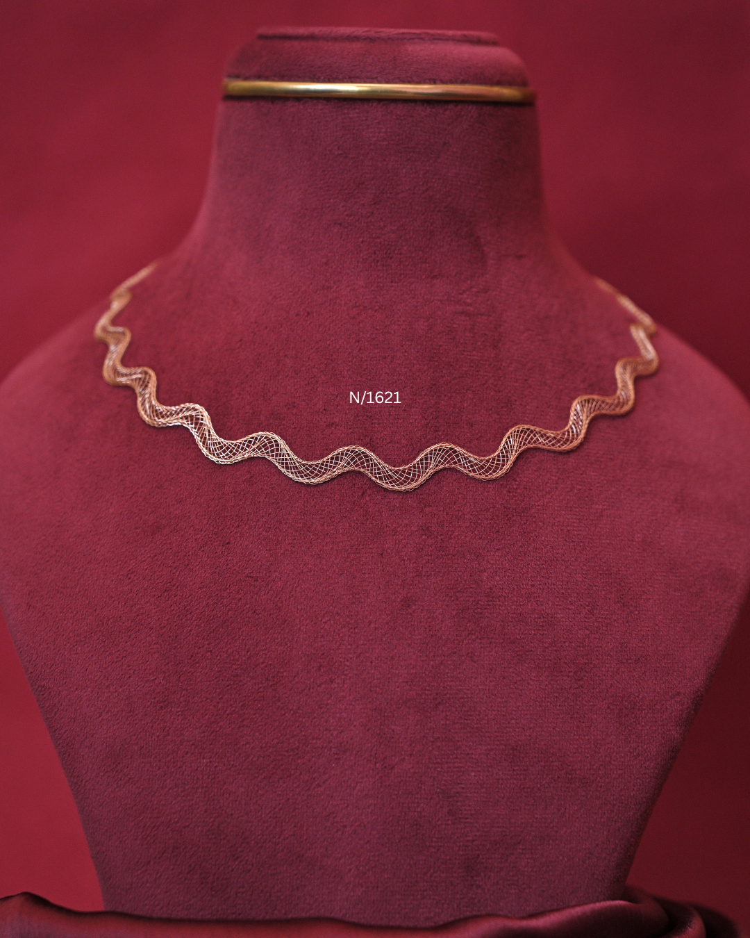 Delicate Wavy Openwork Mesh Ribbon Choker Chain | SKU: N/1621