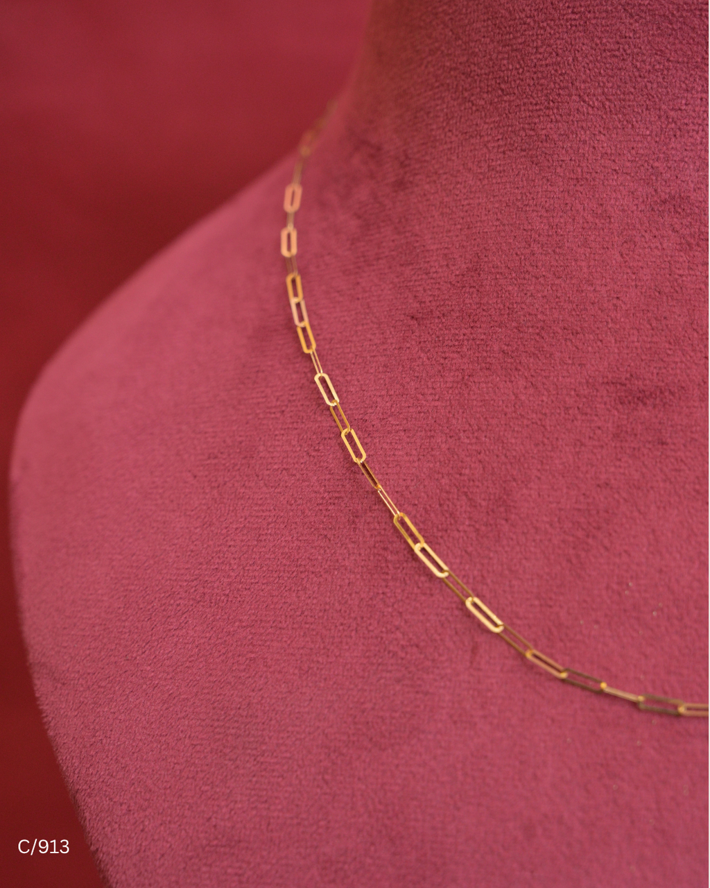 Ultra Lightweight Gold Paperclip Chain Necklace | SKU: C/913