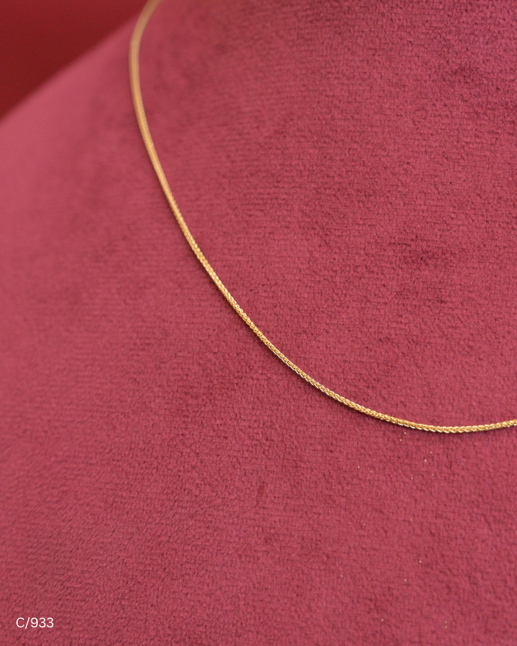 Ultra Fine Minimalist Interlocking Chain Necklace | SKU: C/933