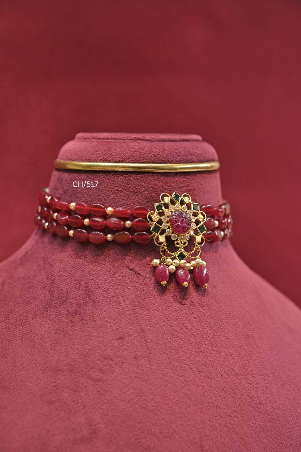 Ruby-Red Oval Bead Choker with Carved Gemstone Medallion | SKU: CH/517