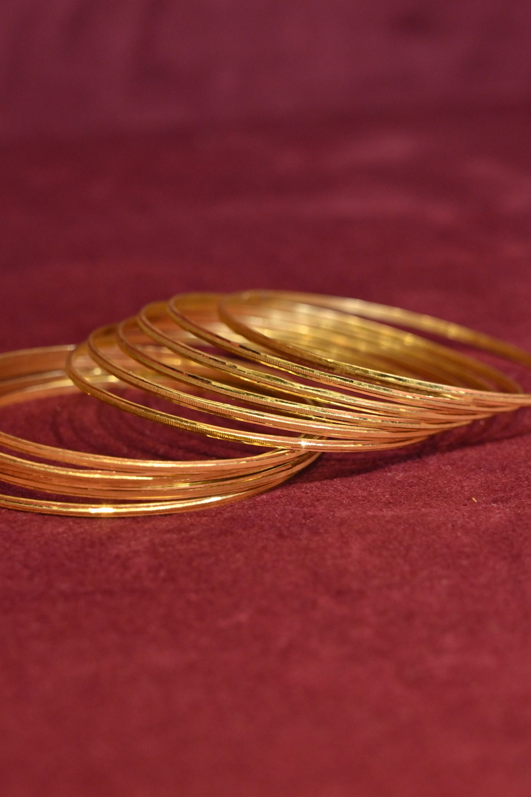 Elegant Textured Gold Bangle Set