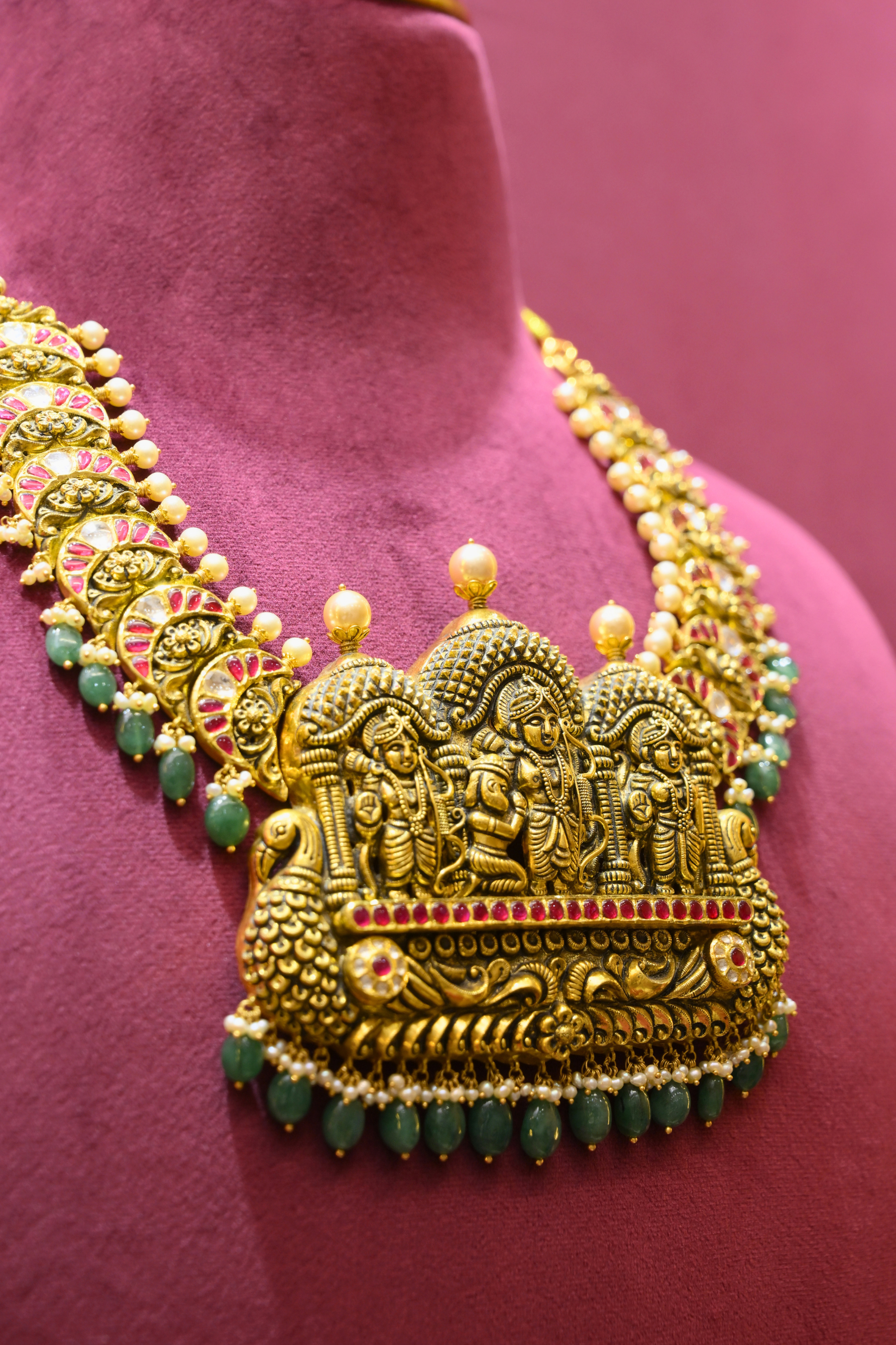 Sri Rama Pattabhishekam Temple Necklace with Emerald Drops