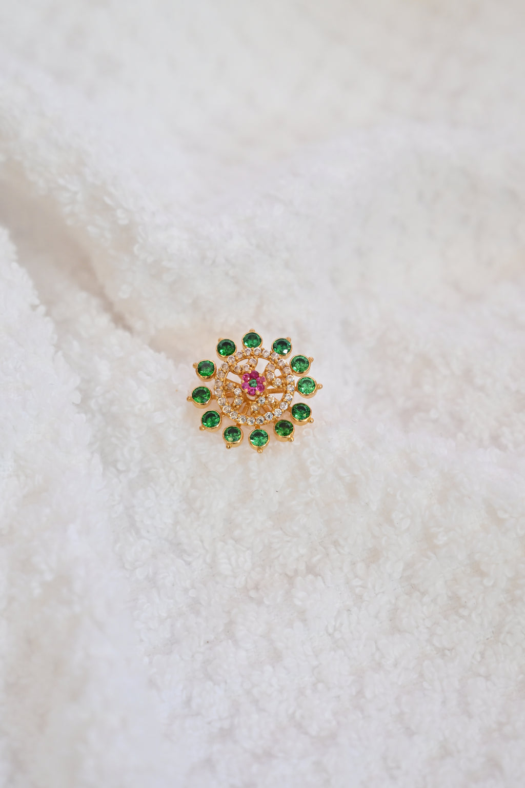 Round Emerald Earring Frames