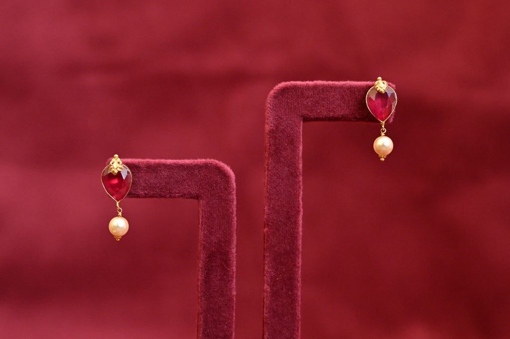 Regal Red Stone & Pearl Droplet Set