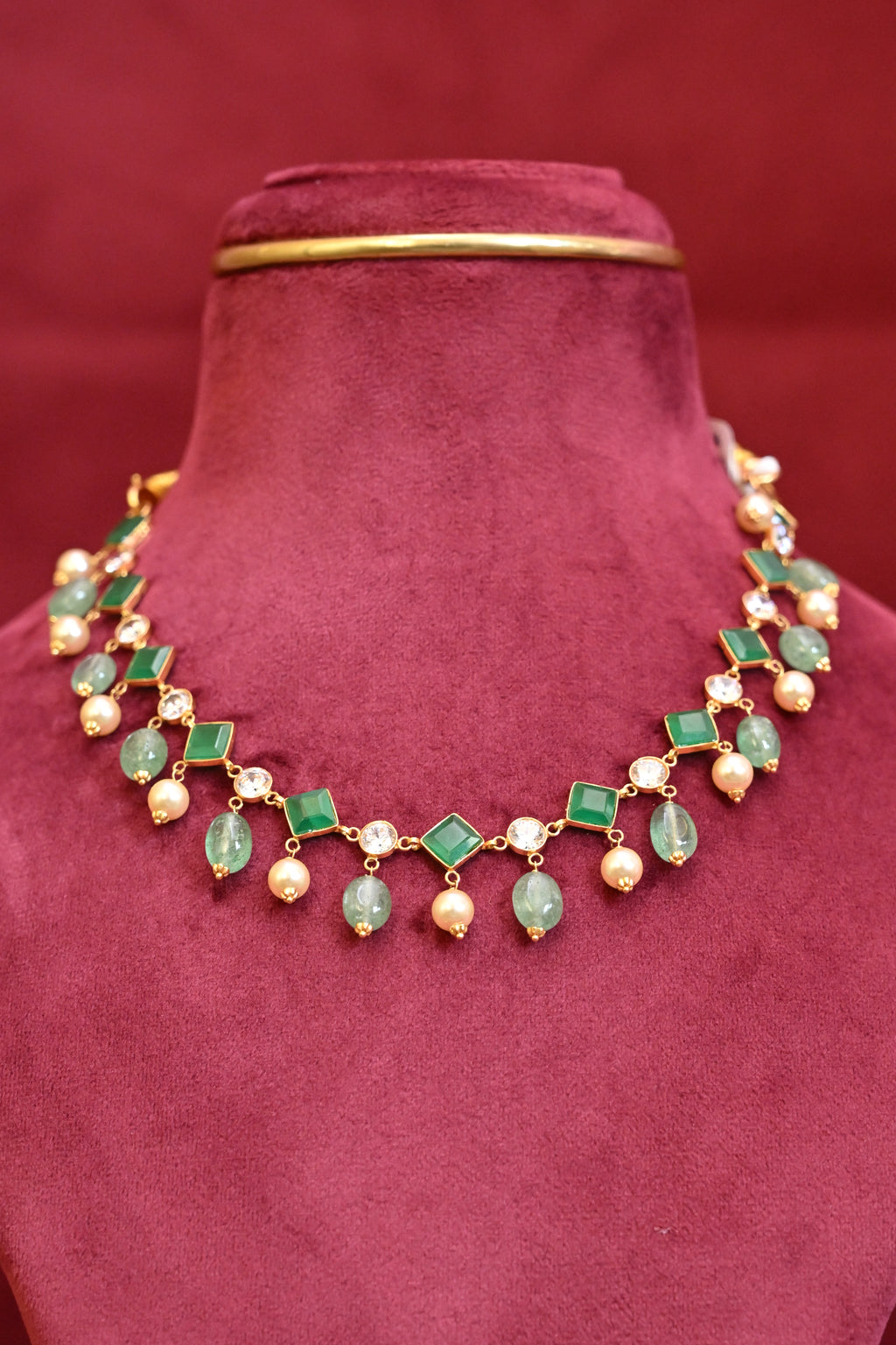 Green Gemstone & Pearl Beaded Necklace