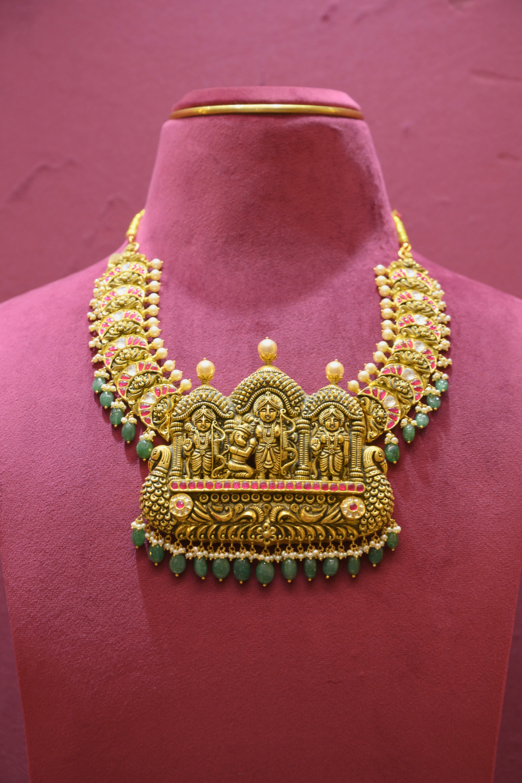 Sri Rama Pattabhishekam Temple Necklace with Emerald Drops