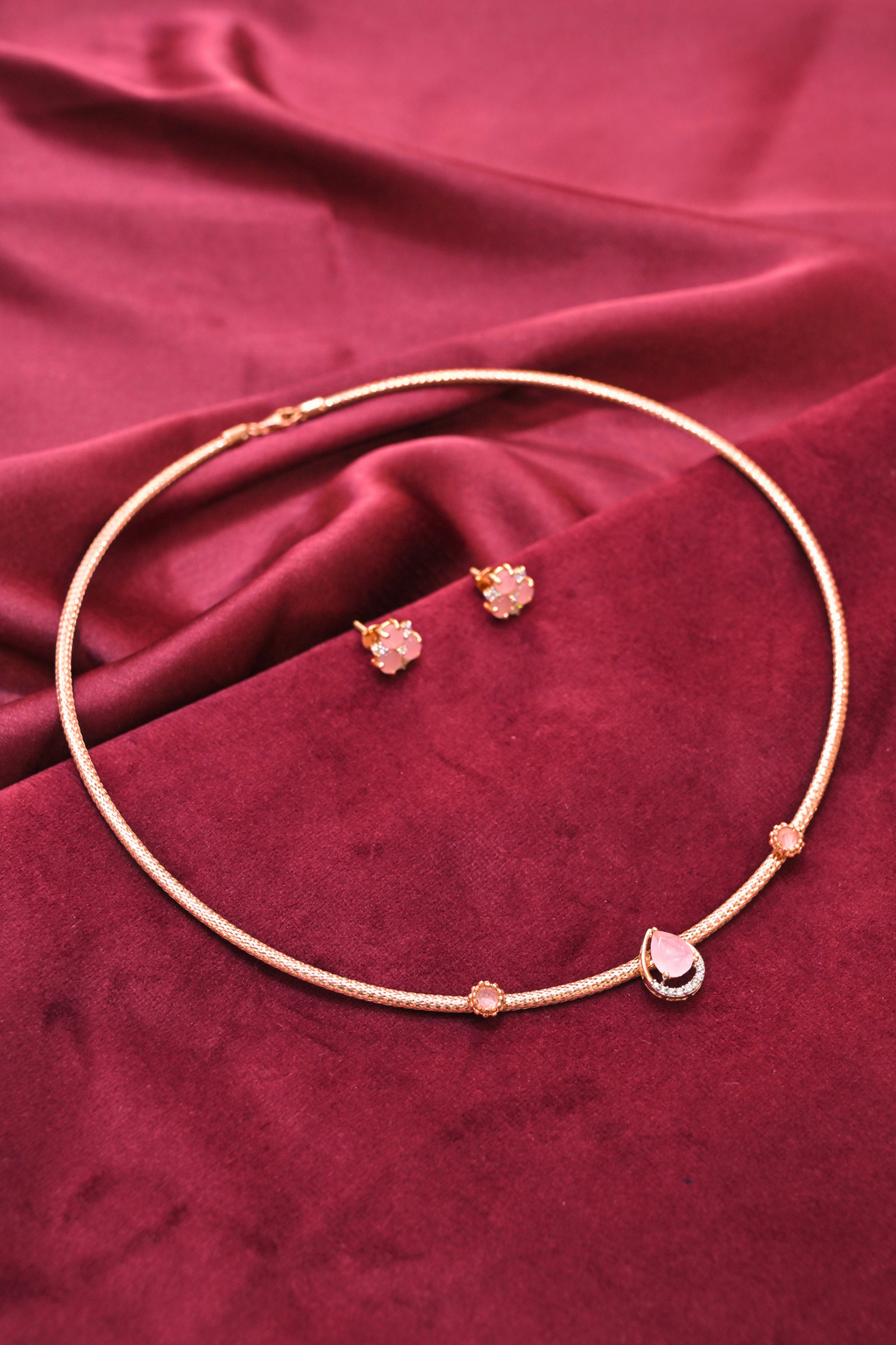 Rose Quartz Teardrop Pendant Necklace Set