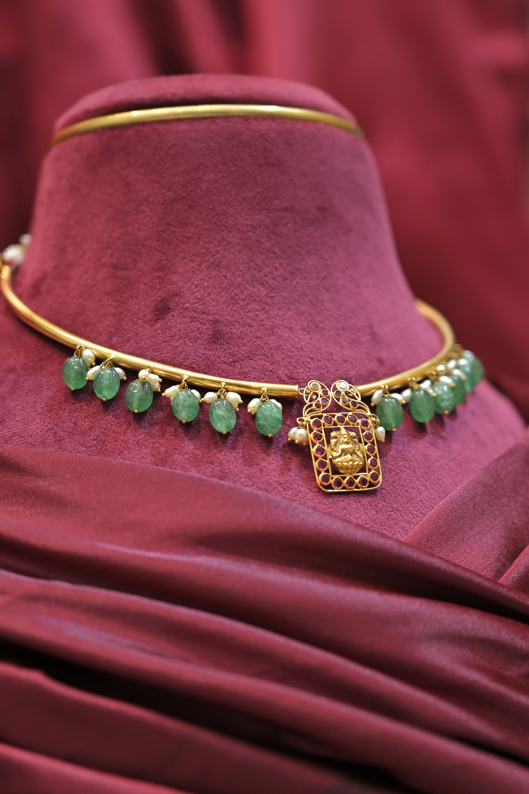 Traditional Temple Pendant Green Bead Choker Necklace