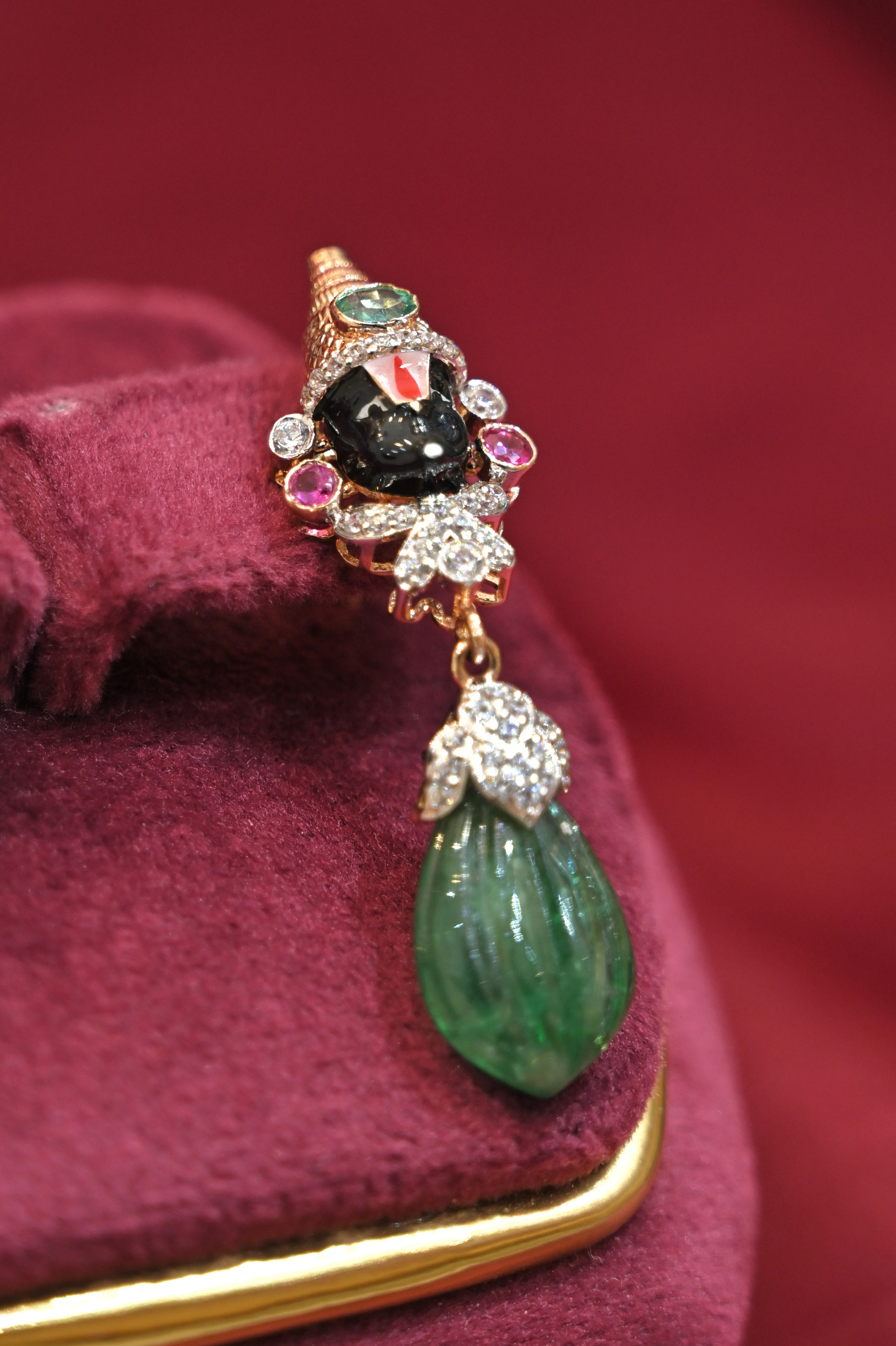 Emerald Drop Choker Set