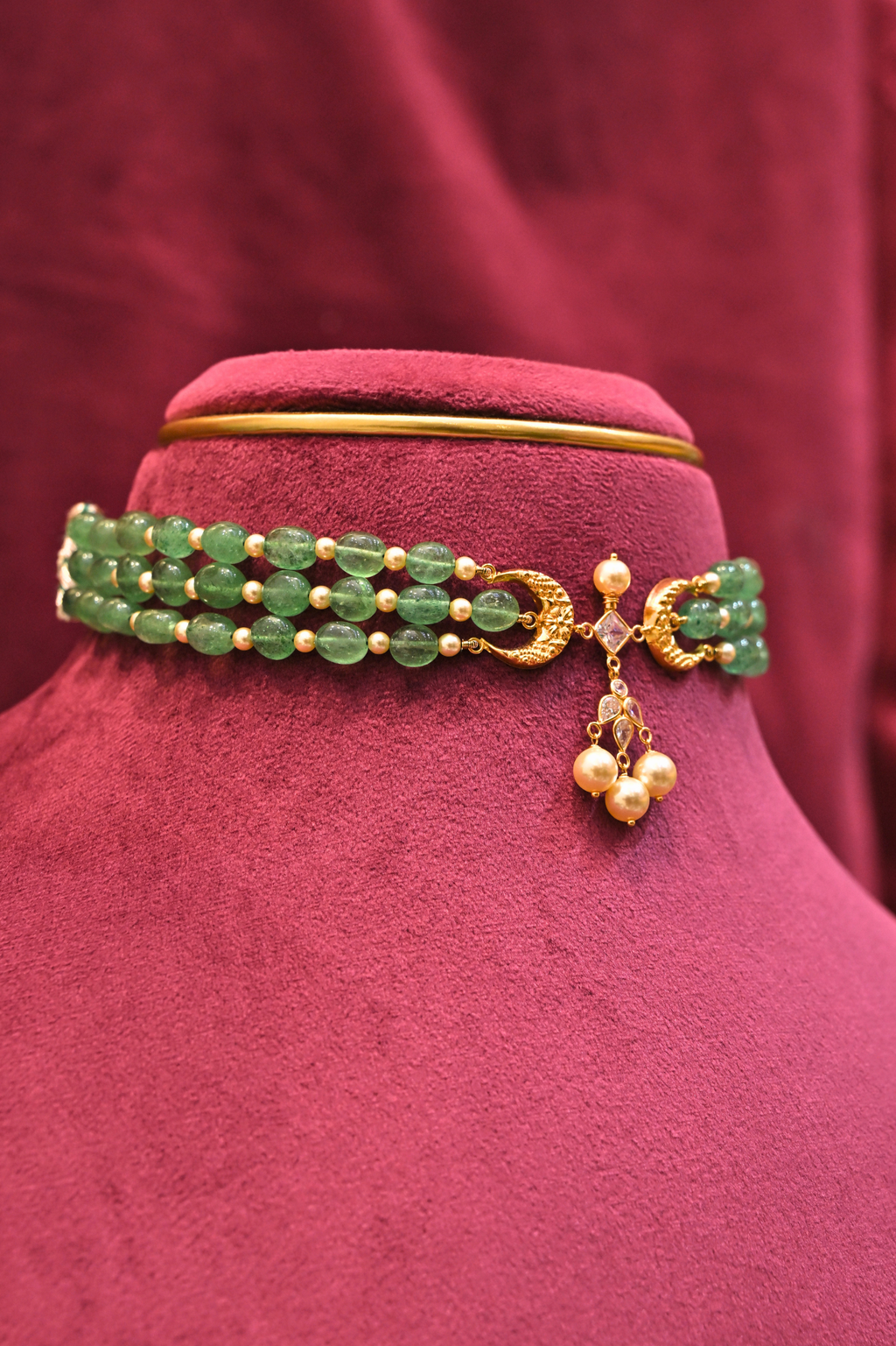 Emerald Beaded Crescent Motif Choker Necklace
