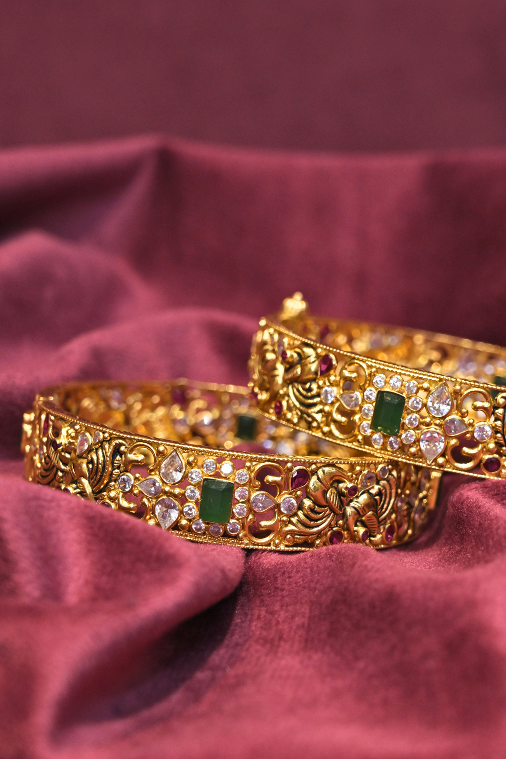 Peacock Motif Emerald Accent Designer Bangle Set