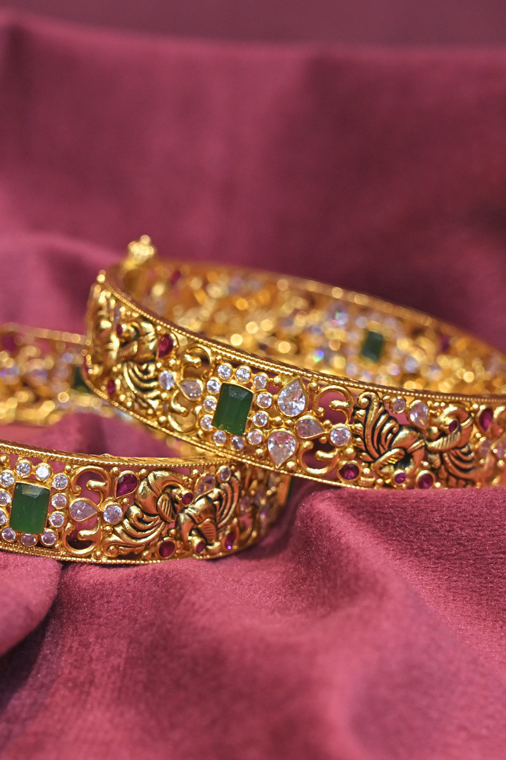 Peacock Motif Emerald Accent Designer Bangle Set