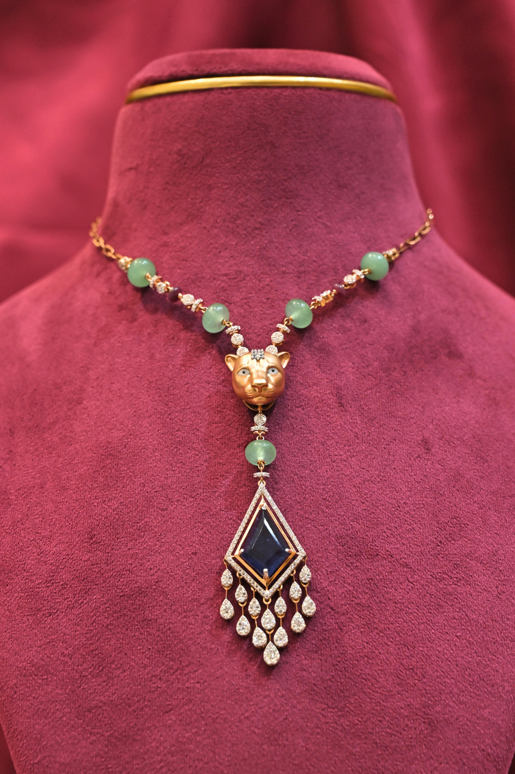 Royal Sapphire Pendant Necklace Set